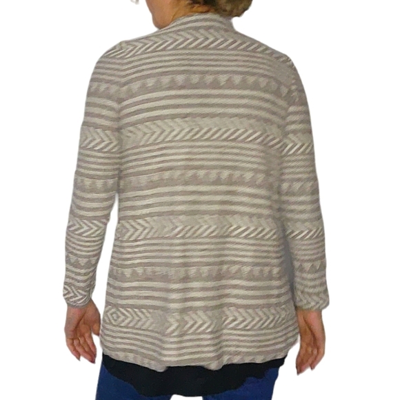 Lucky Brand Open Cardigan Size Small Grey Creme Striped Long Sleeve Knit - Picture 2 of 4